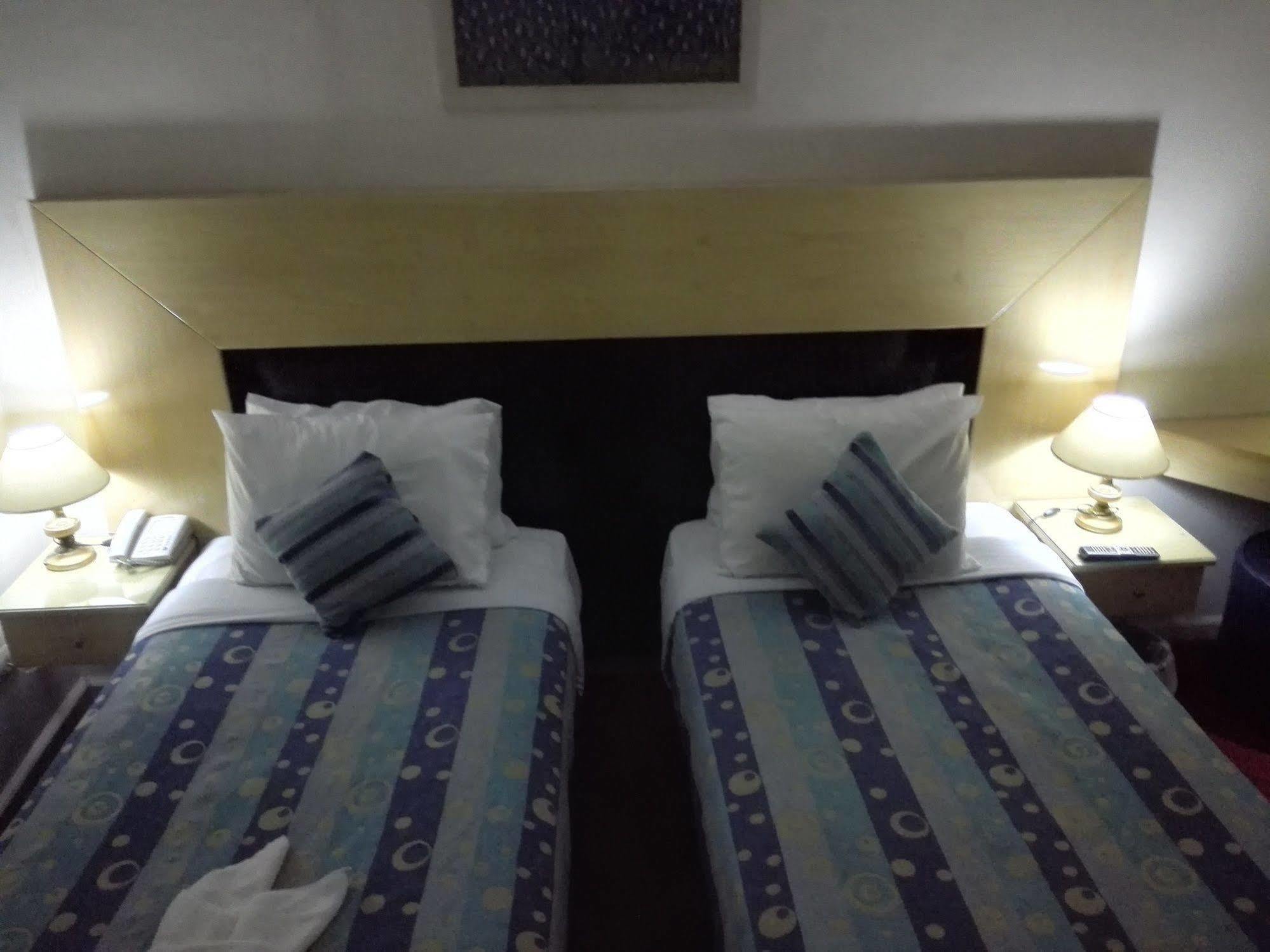 Aracan Pyramids Hotel Giza Buitenkant foto